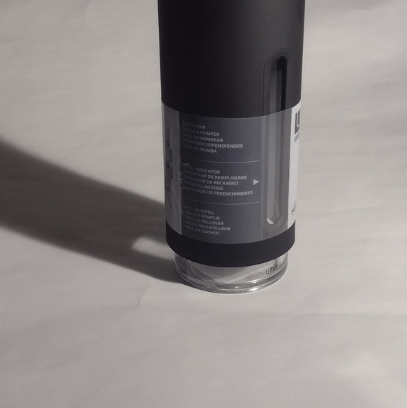 UMBRA - Penguin soap pump - Black -7,5 x 2,5 x 2,5 In - 12 Oz. - Picture 7 of 7